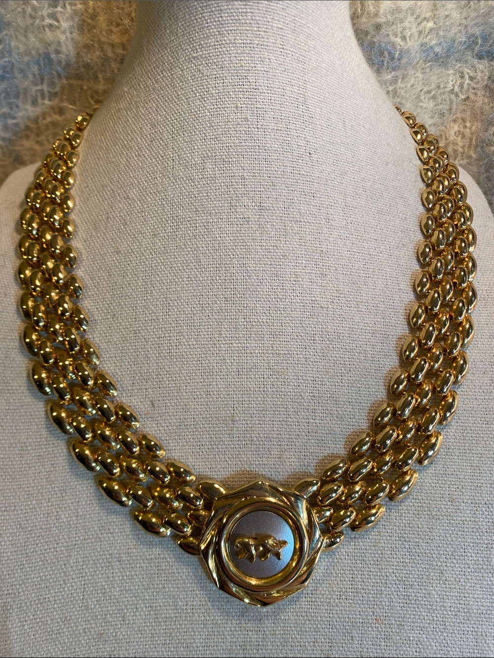 Gold Panther Chain Statement Necklace - Elegant Women's Jewelry